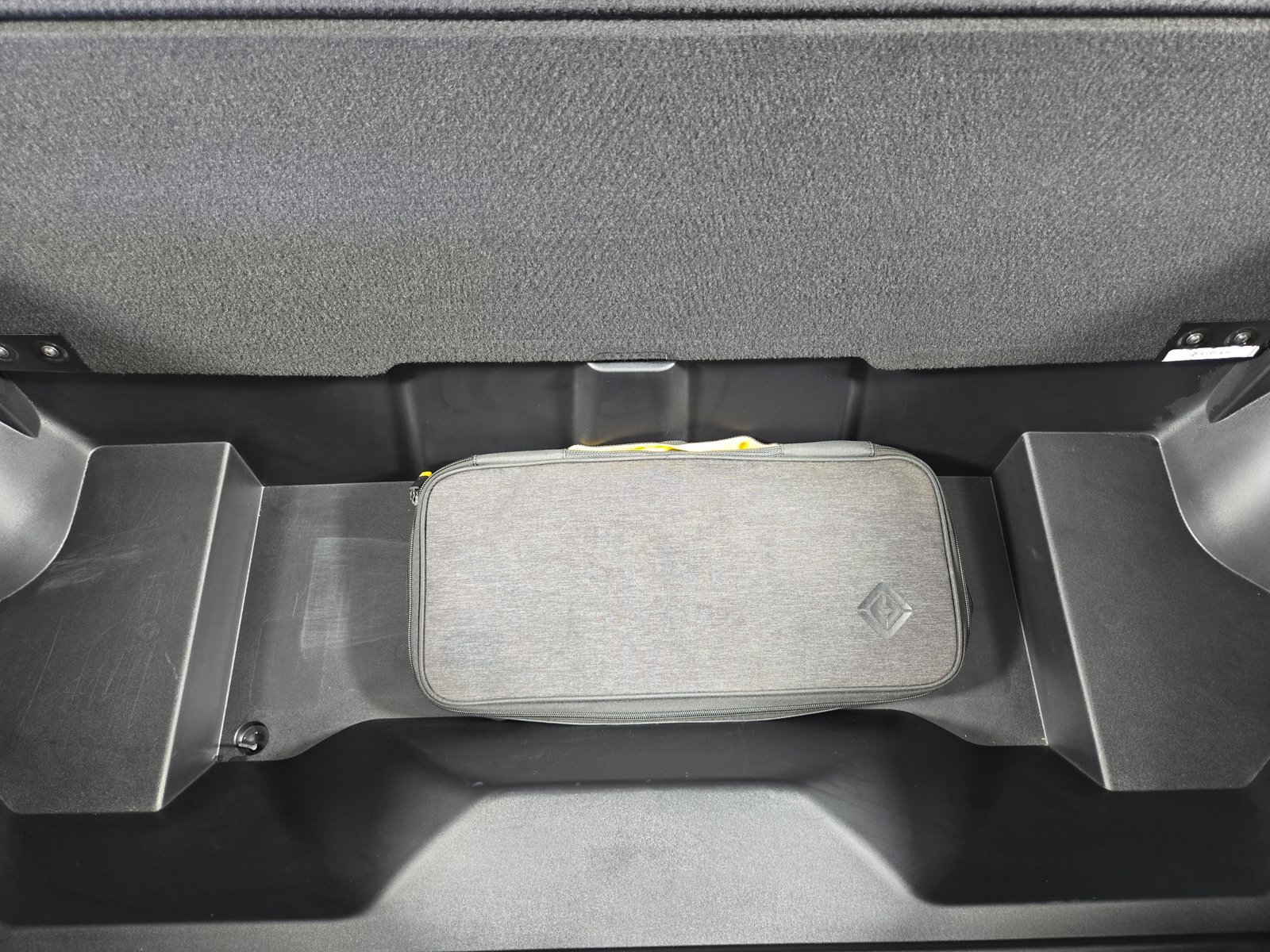Used 2024 Rivian R1T Adventure Dual AWD/4WD image 14
