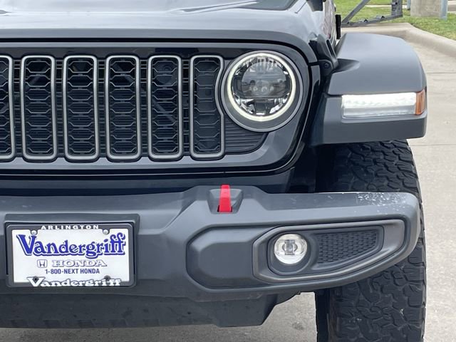 Used 2025 Jeep Wrangler Unlimited Rubicon AWD/4WD image 7