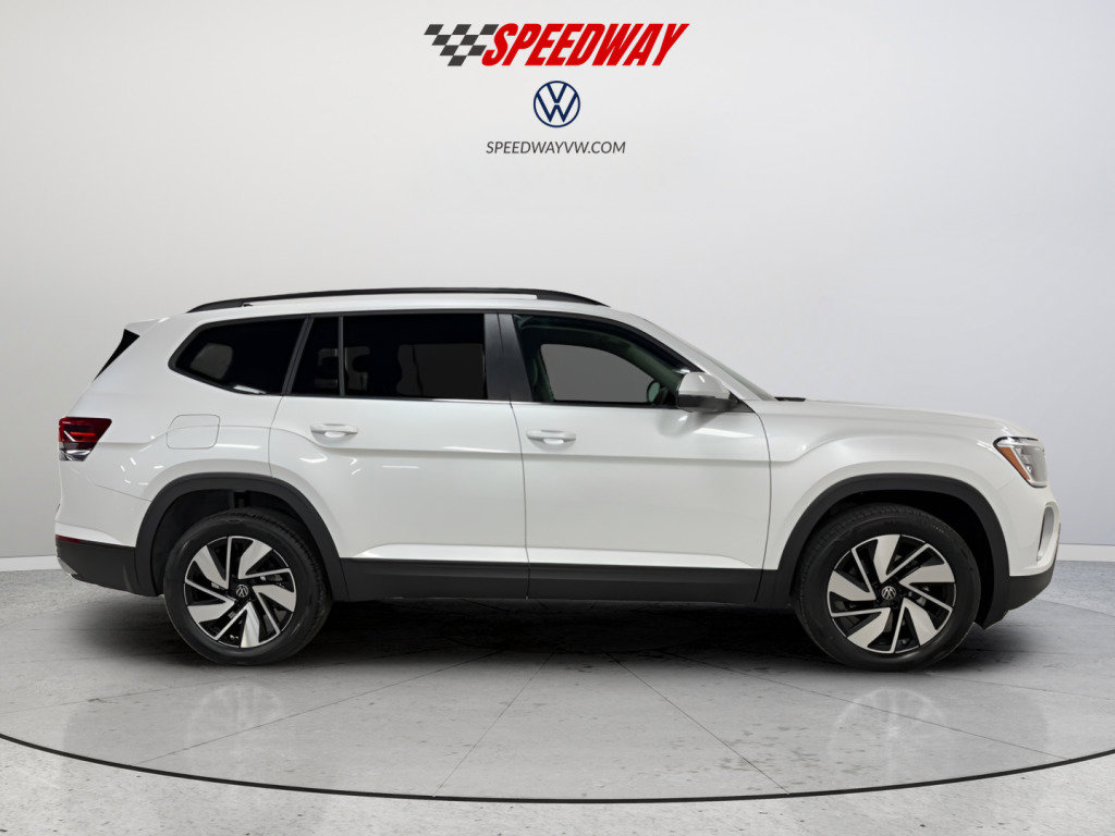 New 2026 Volkswagen Atlas SE image 8