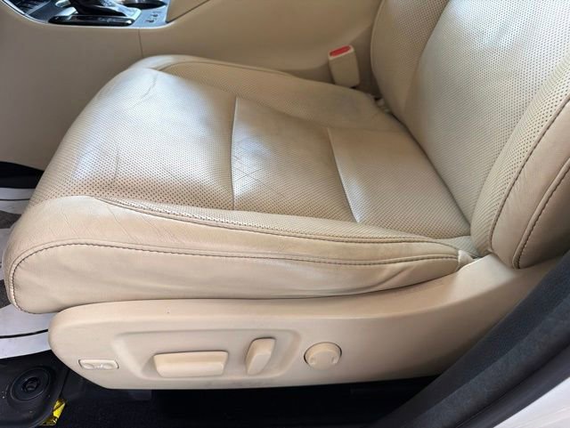 Used 2017 Toyota Highlander Limited AWD/4WD image 24
