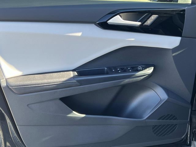 New 2026 Volkswagen Taos S FWD image 9