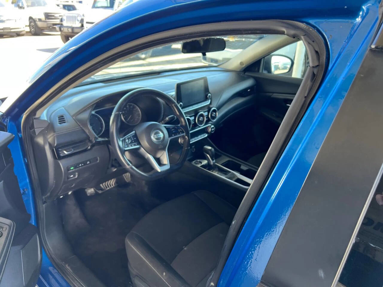 Used 2021 Nissan Sentra SV FWD image 9