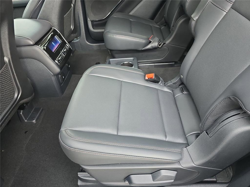 New 2026 Lincoln Aviator AWD image 13