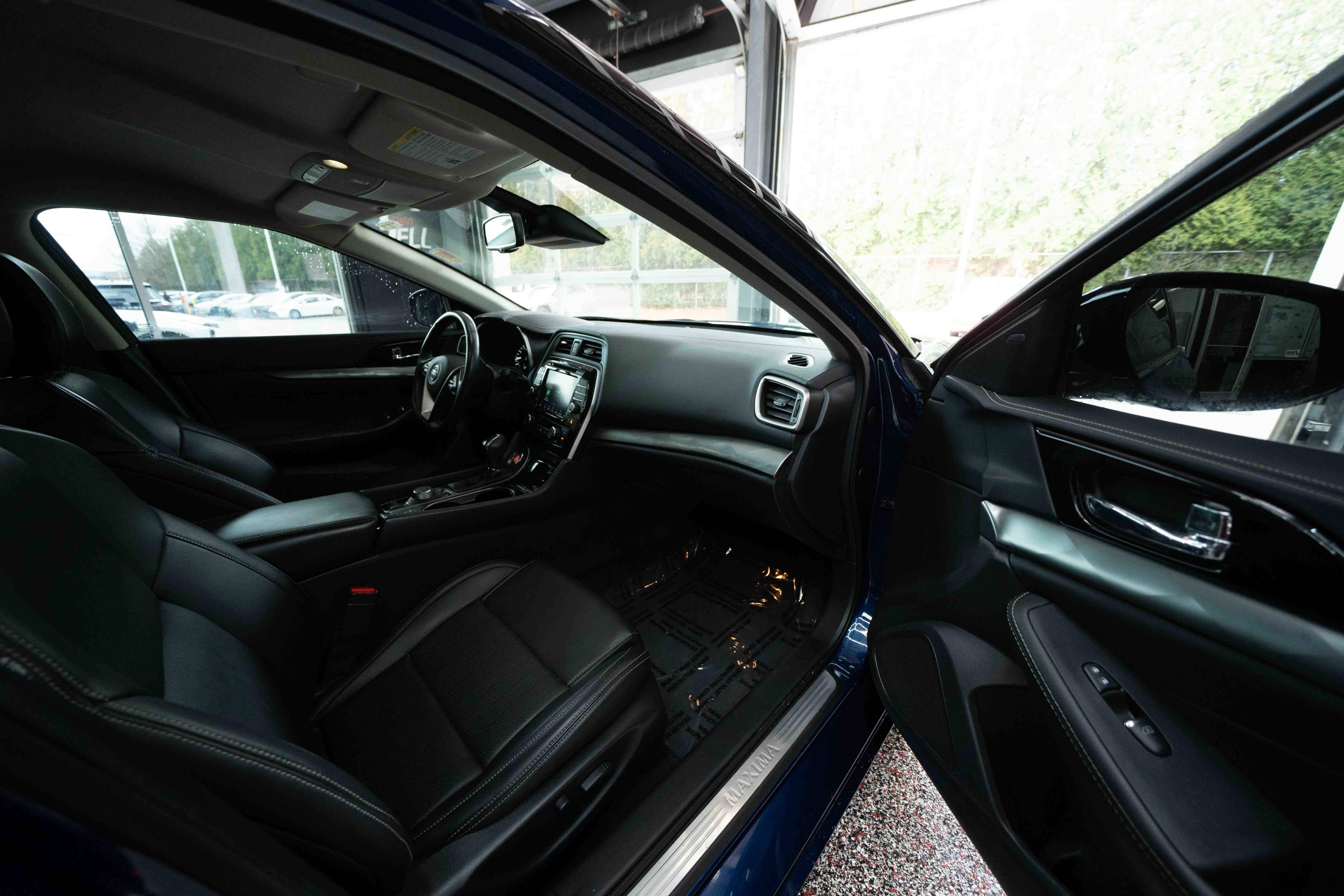 Used 2022 Nissan Maxima SV w/ Floor Mat Group image 25