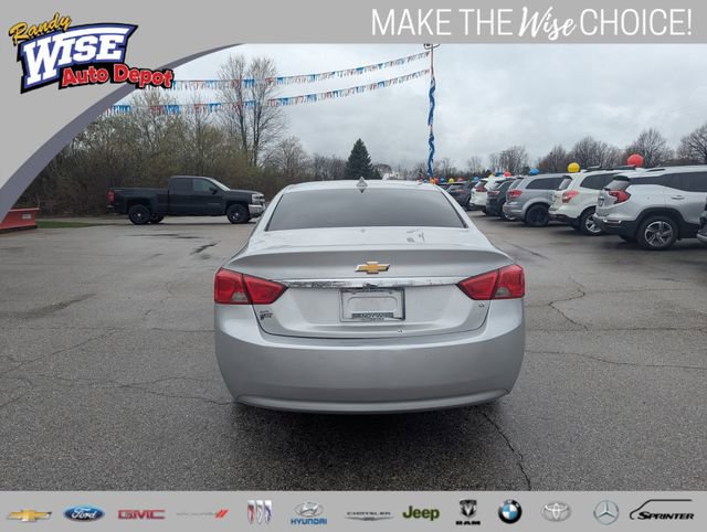 Used 2016 Chevrolet Impala LT w/ Convenience Package image 4