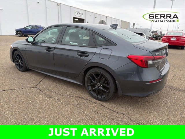 Used 2023 Honda Civic Sport image 4
