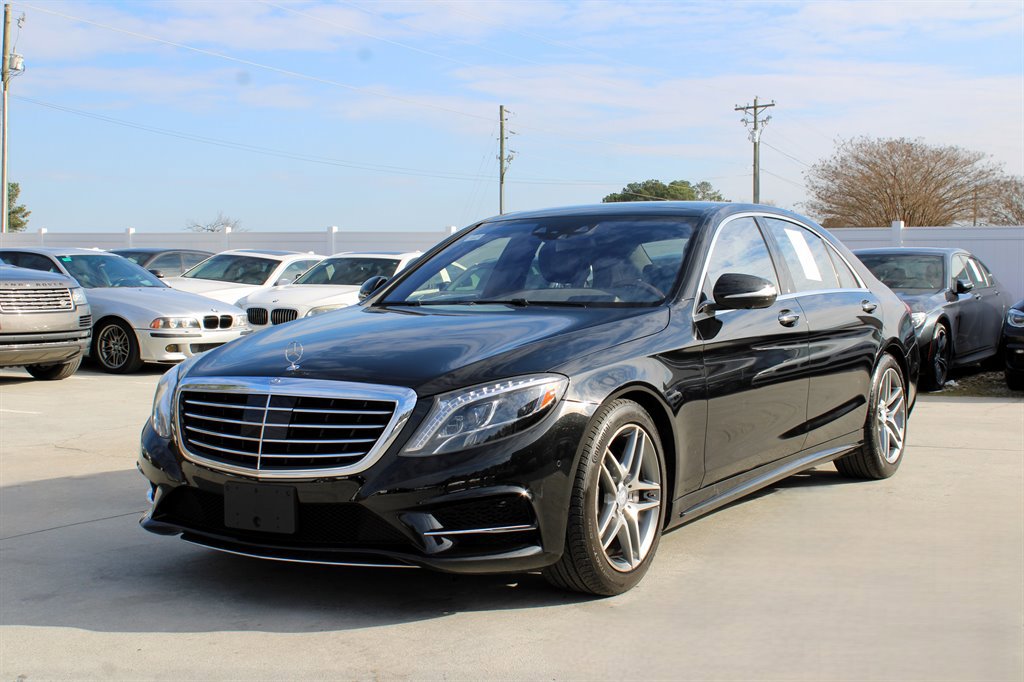 Used 2016 Mercedes-Benz S 550 4MATIC Sedan image 3