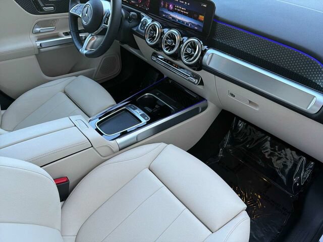Certified 2025 Mercedes-Benz GLB 250 image 20