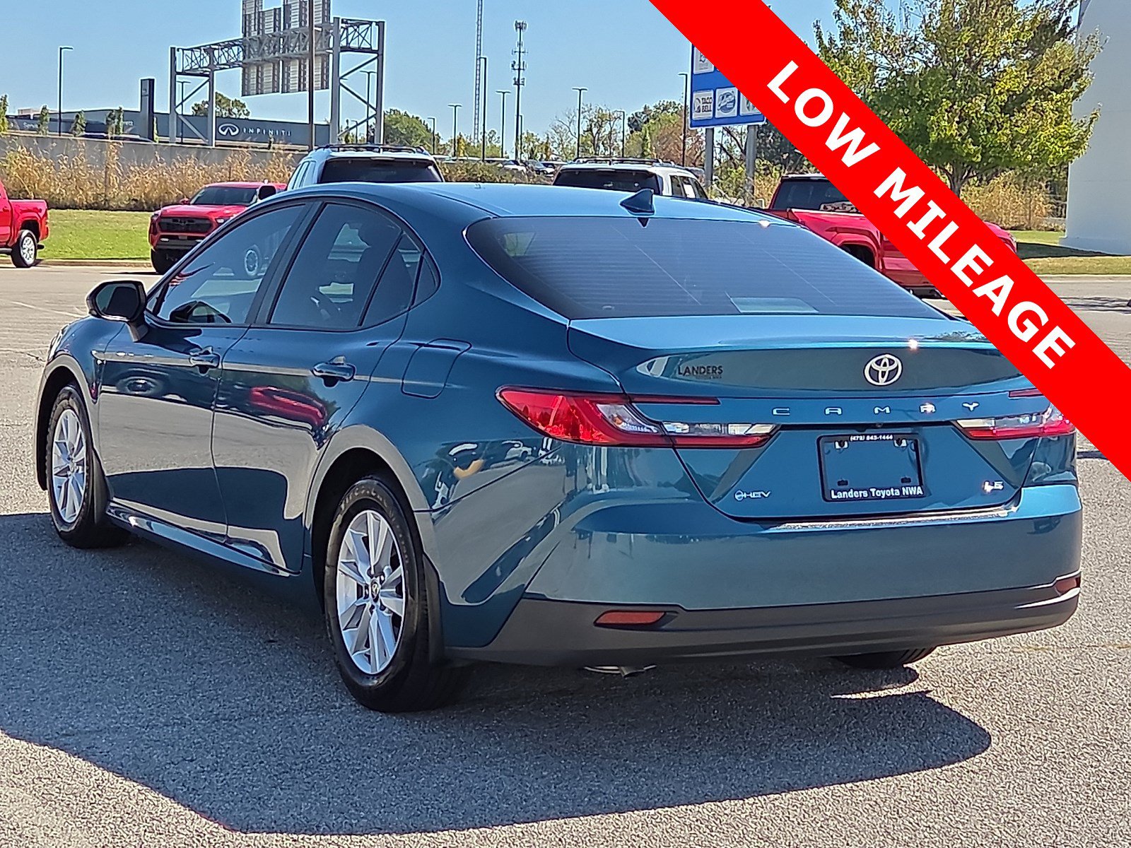 Used 2026 Toyota Camry LE w/ Convenience Package FWD image 4
