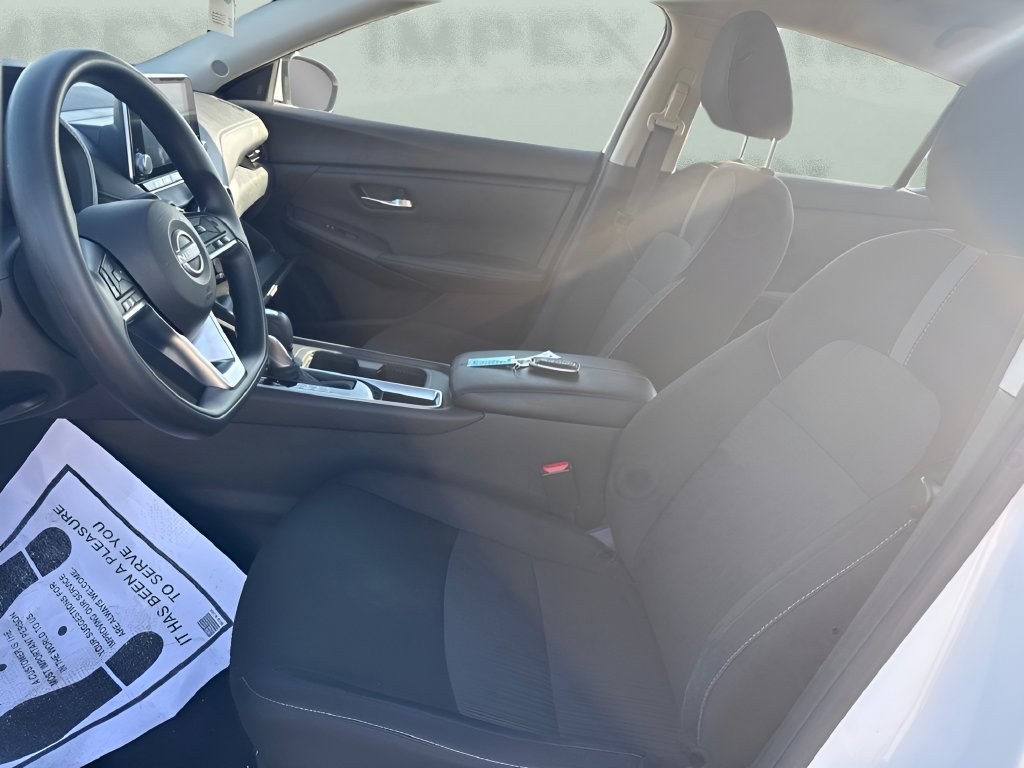 Used 2025 Nissan Sentra SV FWD image 12