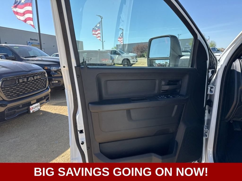 New 2026 RAM 2500 Tradesman AWD/4WD image 11