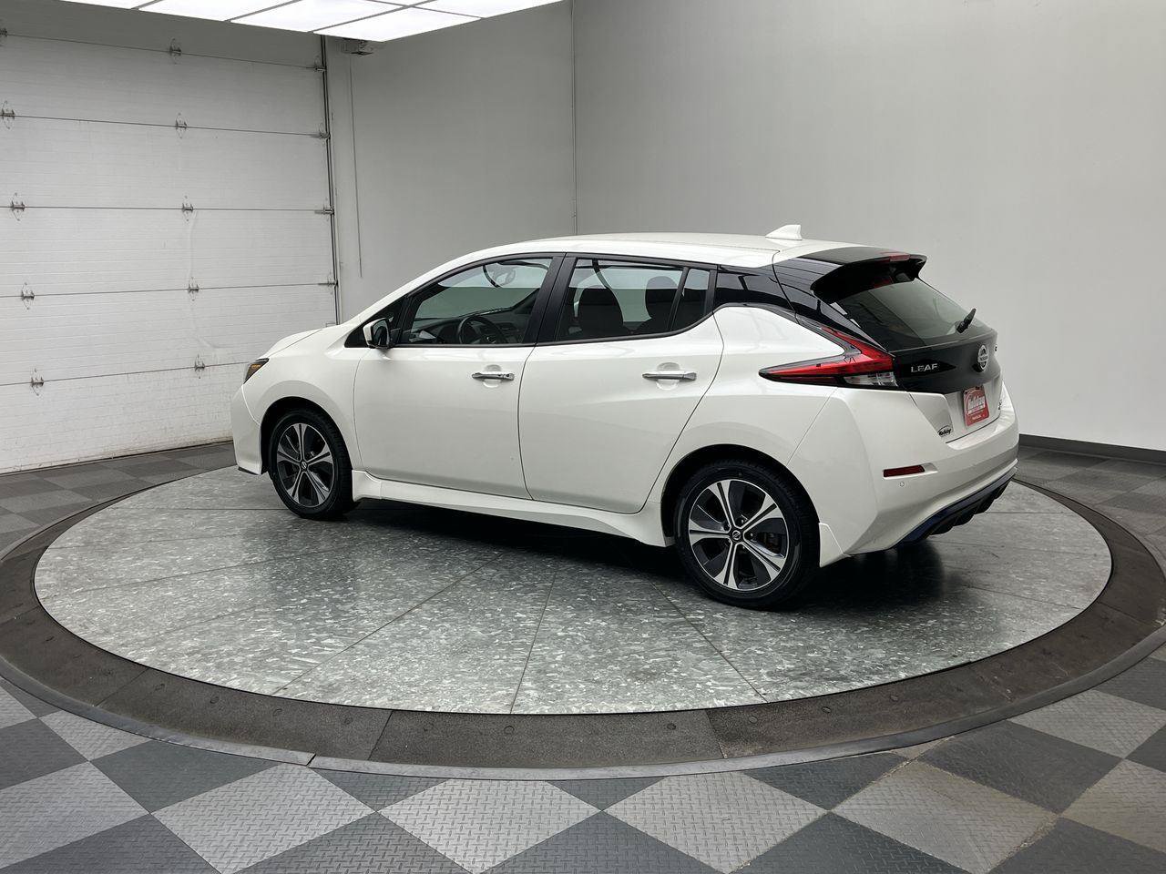Used 2022 Nissan Leaf SV Plus FWD image 2