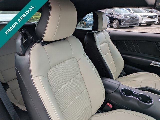 Used 2017 Ford Mustang Premium RWD image 15