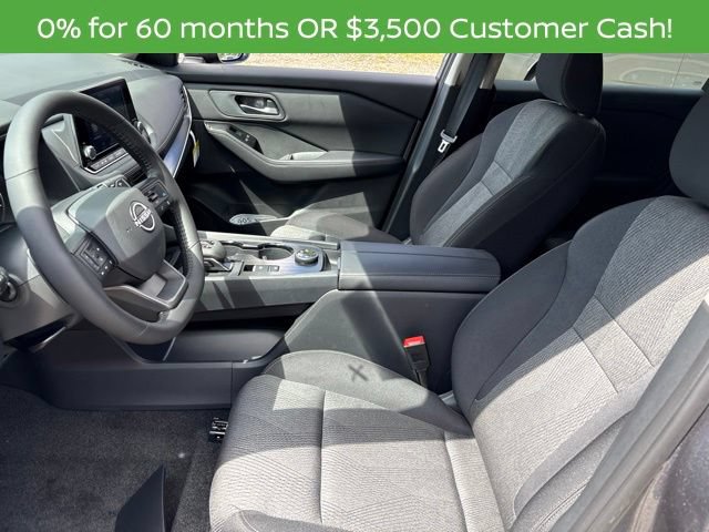 New 2026 Nissan Rogue SV w/ Cold Weather Package AWD/4WD image 4