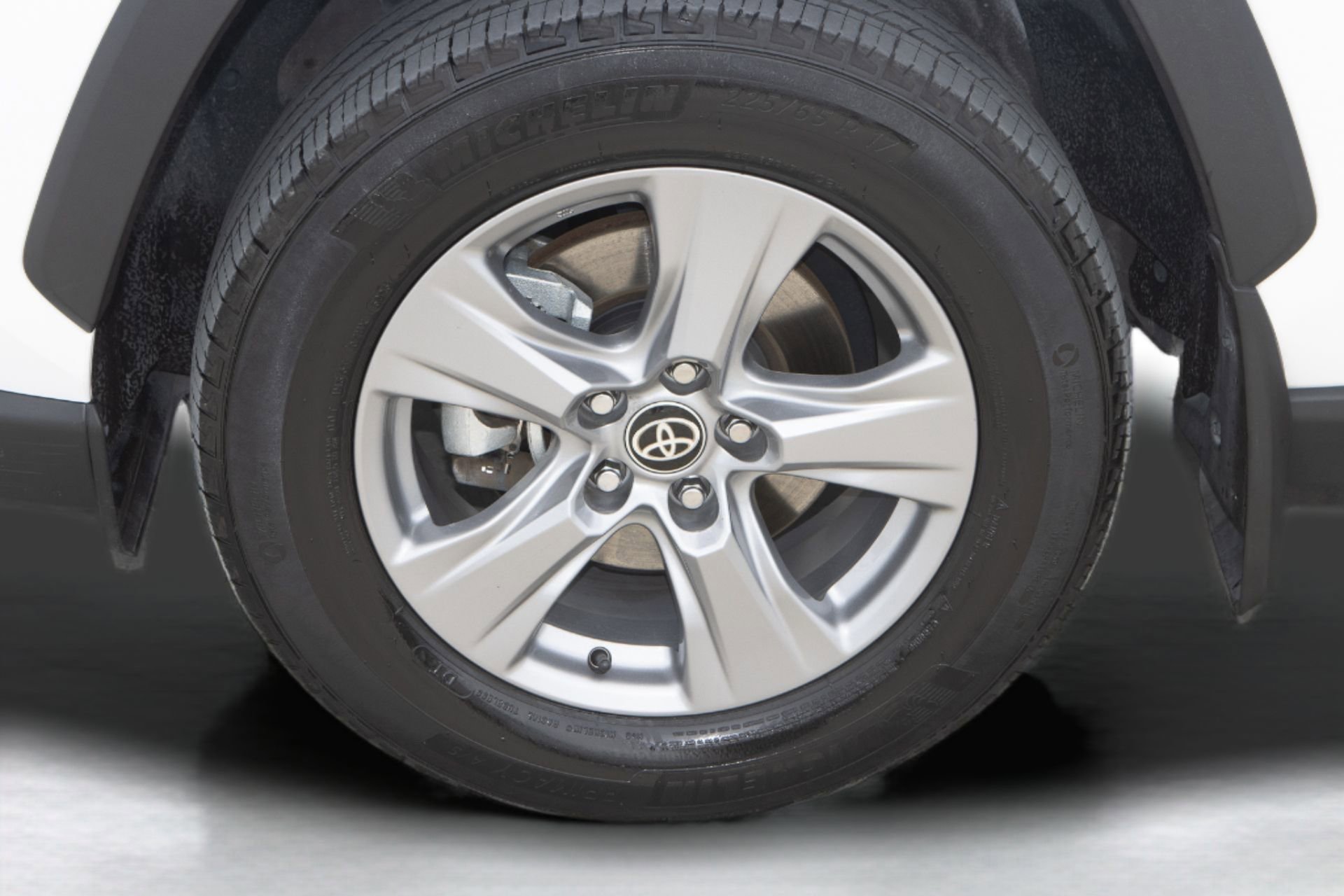 Used 2024 Toyota RAV4 XLE image 36