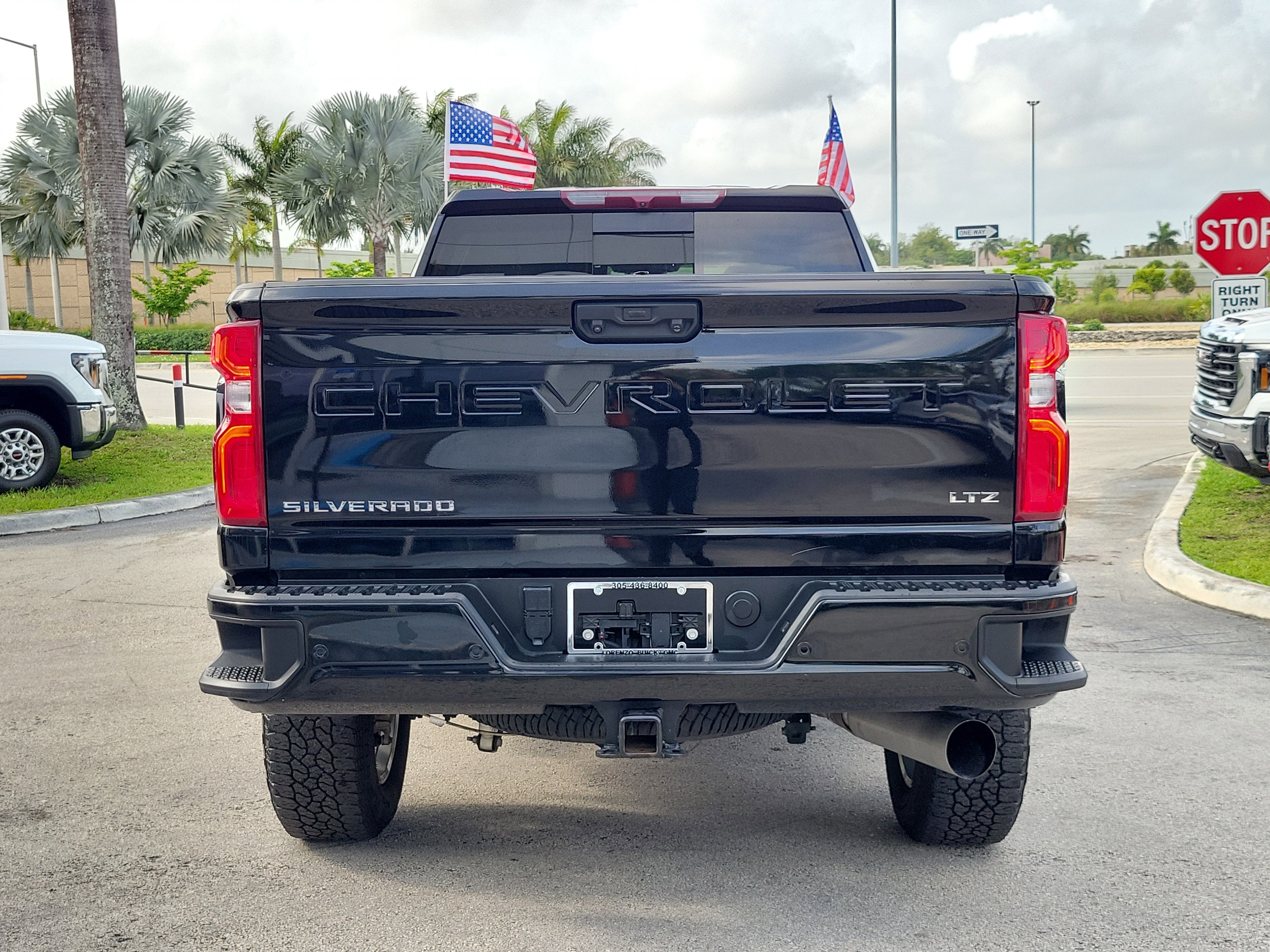 Used 2024 Chevrolet Silverado 2500 LTZ w/ LTZ Plus Package image 6