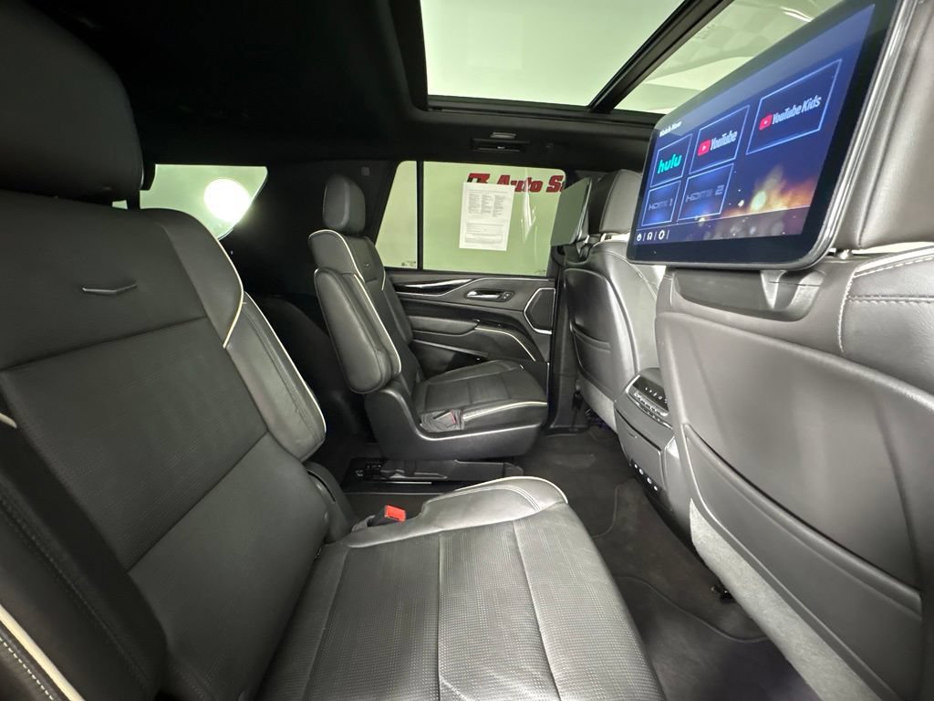 Used 2023 Cadillac Escalade Sport AWD/4WD image 49