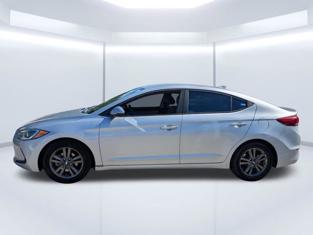 Used 2017 Hyundai Elantra SE image 7