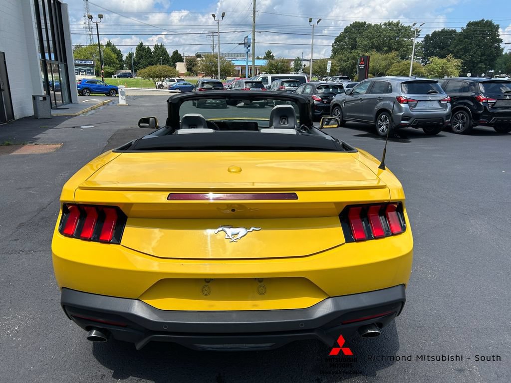 Used 2024 Ford Mustang Premium RWD image 37