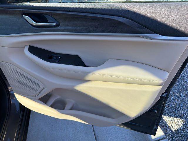 New 2025 Jeep Grand Cherokee Limited w/ Luxury Tech Group II image 27