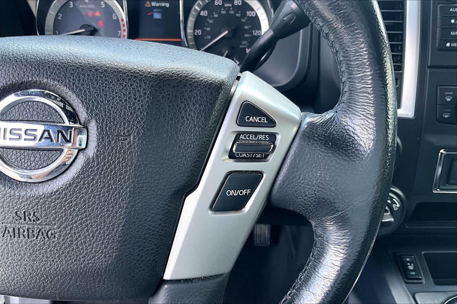 Used 2019 Nissan Titan SV w/ SV Convenience Package AWD/4WD image 24