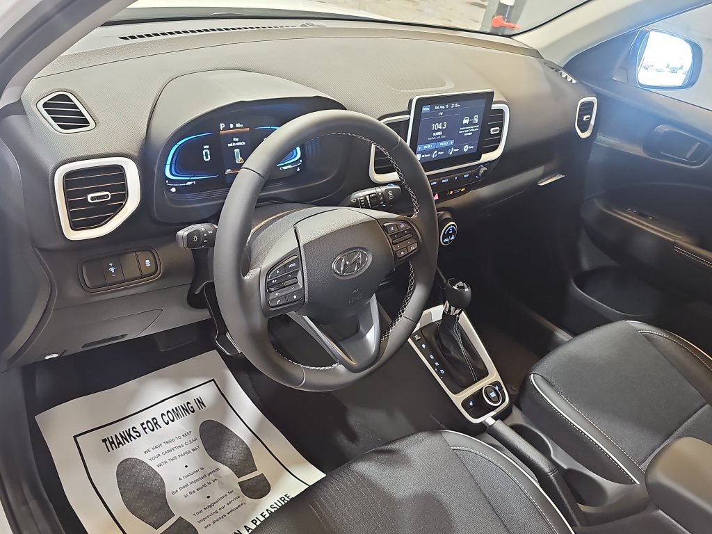 New 2026 Hyundai Venue SEL FWD image 15