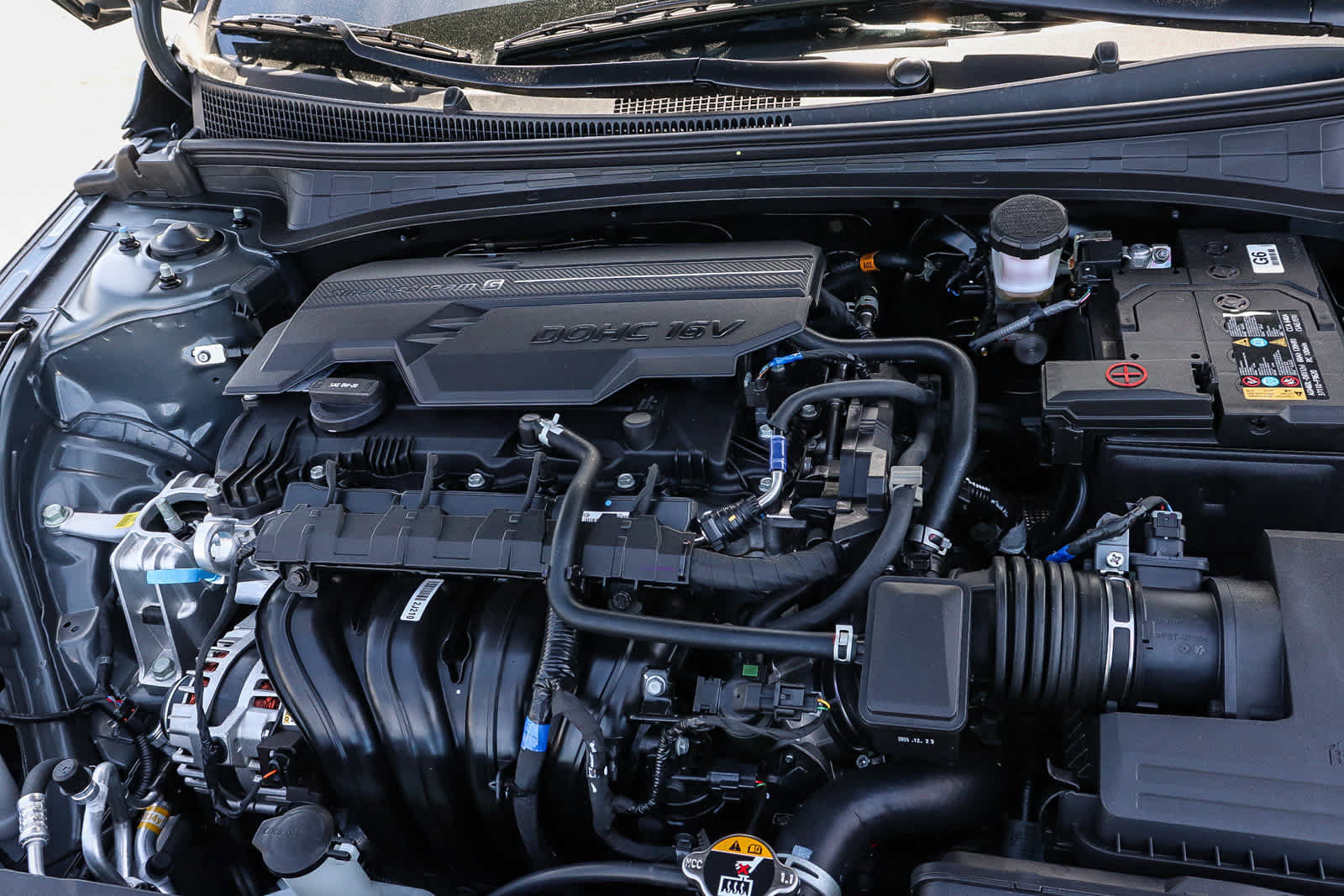 New 2026 Hyundai Elantra Sport FWD image 16