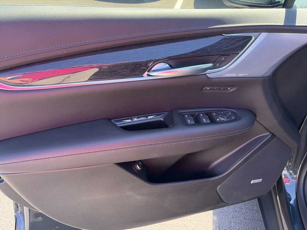 Used 2023 Cadillac XT5 Premium Luxury AWD/4WD image 13