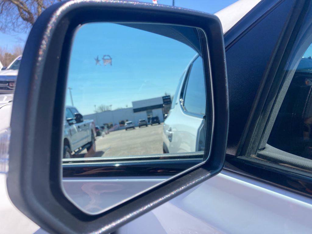 Certified 2023 GMC Acadia SLE w/ Elevation Edition image 17