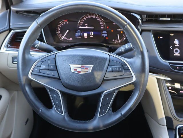 Used 2017 Cadillac XT5 Premium Luxury image 23