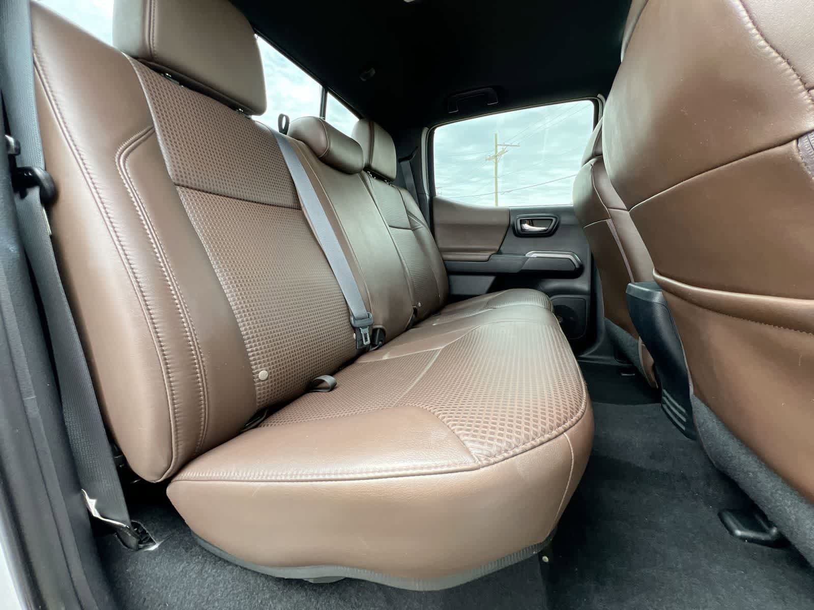 Used 2019 Toyota Tacoma Limited AWD/4WD image 20