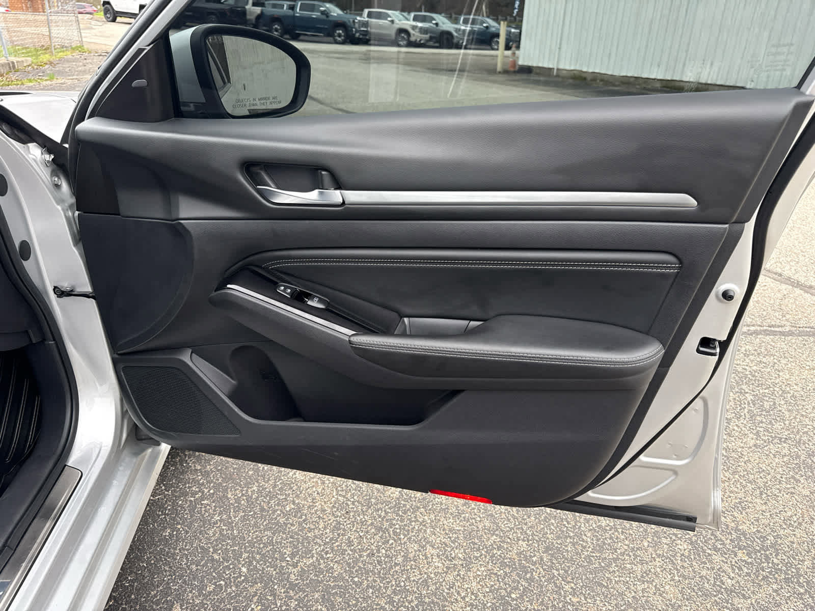 Used 2020 Nissan Altima 2.5 Platinum image 27