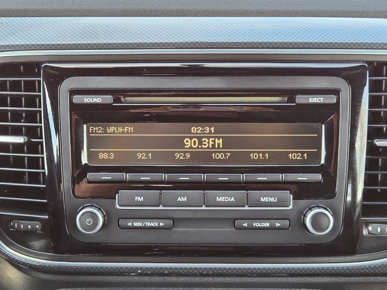 Used 2012 Volkswagen Beetle 2.0T image 17