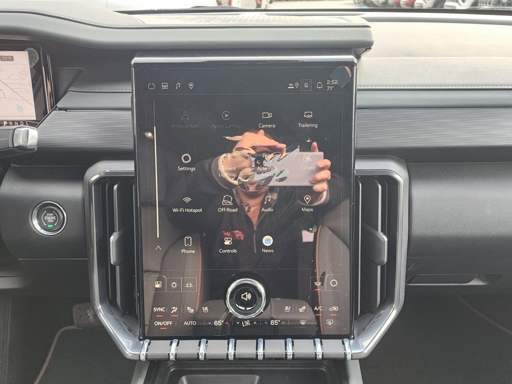 New 2026 GMC Acadia AT4 w/ Super Cruise Package image 30