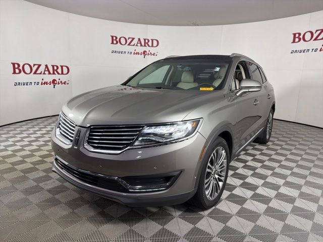 Used 2016 Lincoln MKX Reserve w/ Luxury Package FWD image 4