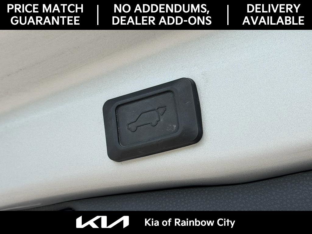 Used 2023 Toyota RAV4 XLE w/ Convenience Package FWD image 13