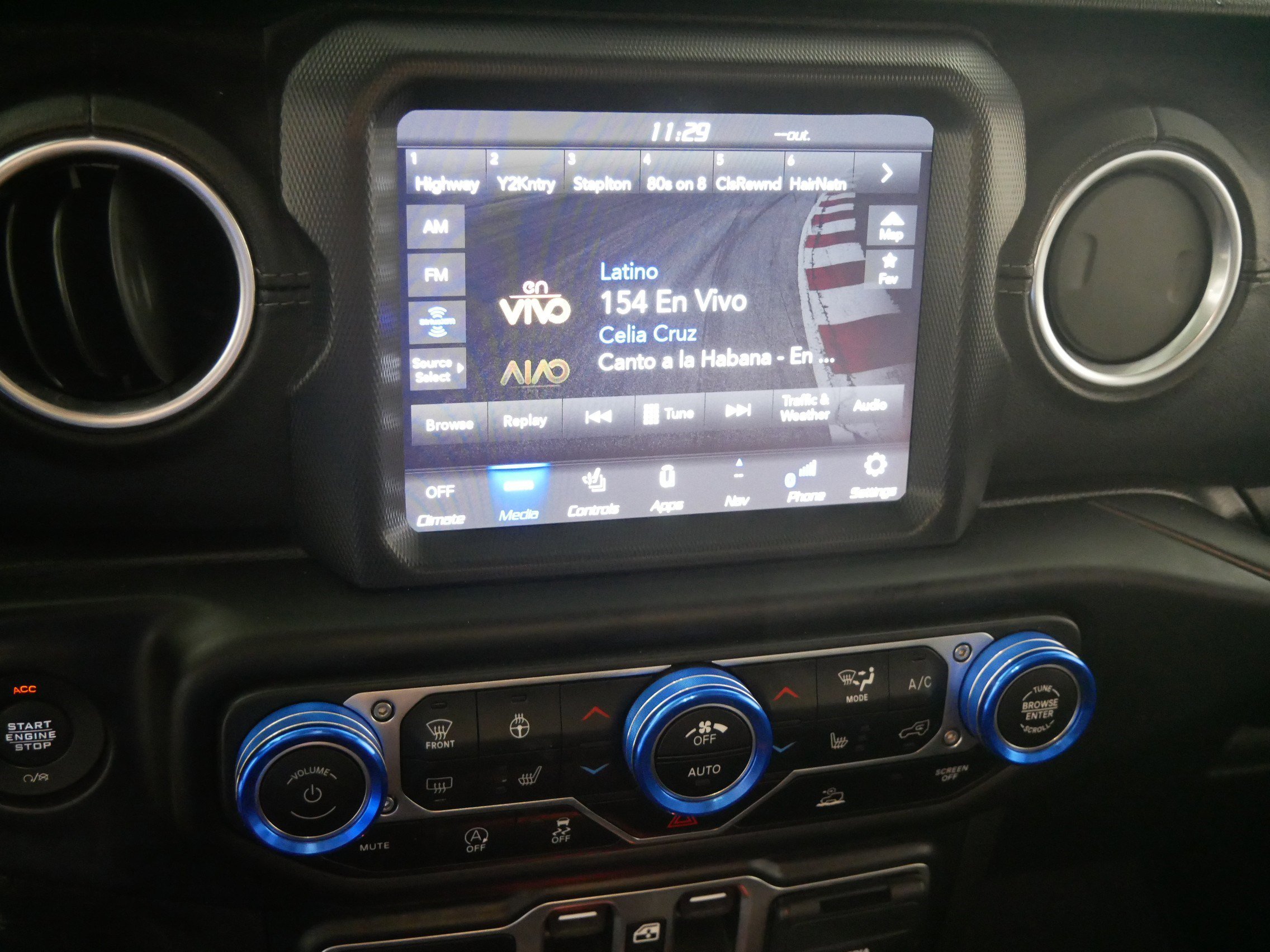 Used 2020 Jeep Gladiator Overland image 22