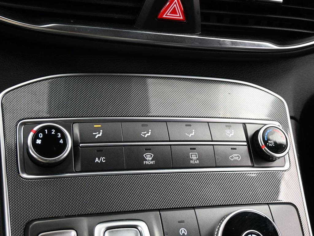 Used 2023 Hyundai Santa Fe SE image 19
