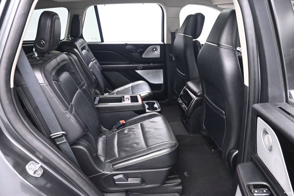 Used 2020 Lincoln Aviator Reserve w/ Equipment Group 202A AWD/4WD image 19