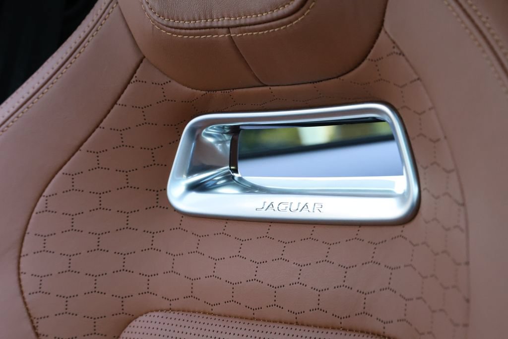 Used 2024 Jaguar F-PACE R-Dynamic S AWD/4WD image 22