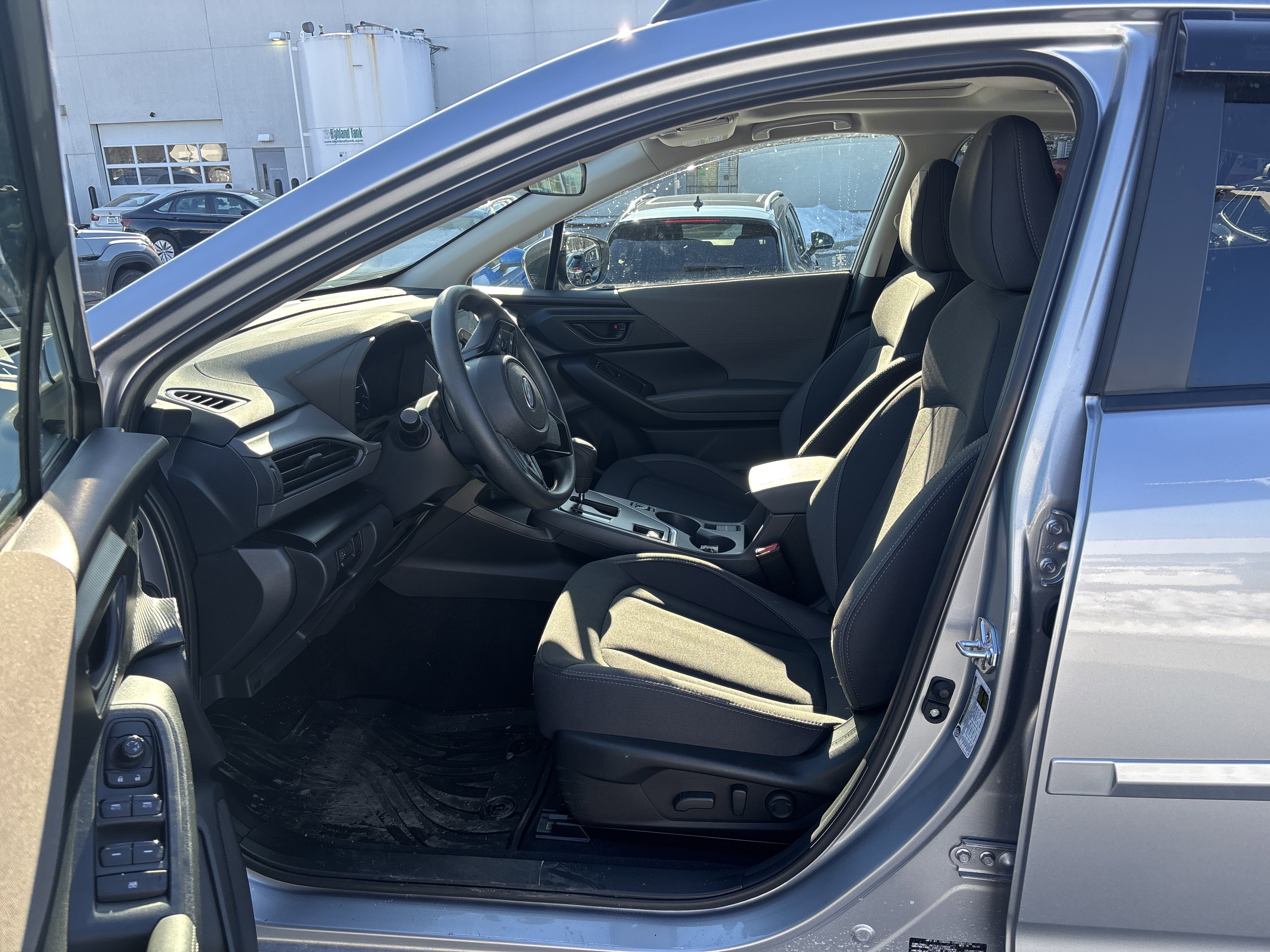 Used 2025 Subaru Crosstrek 2.0i Premium image 15