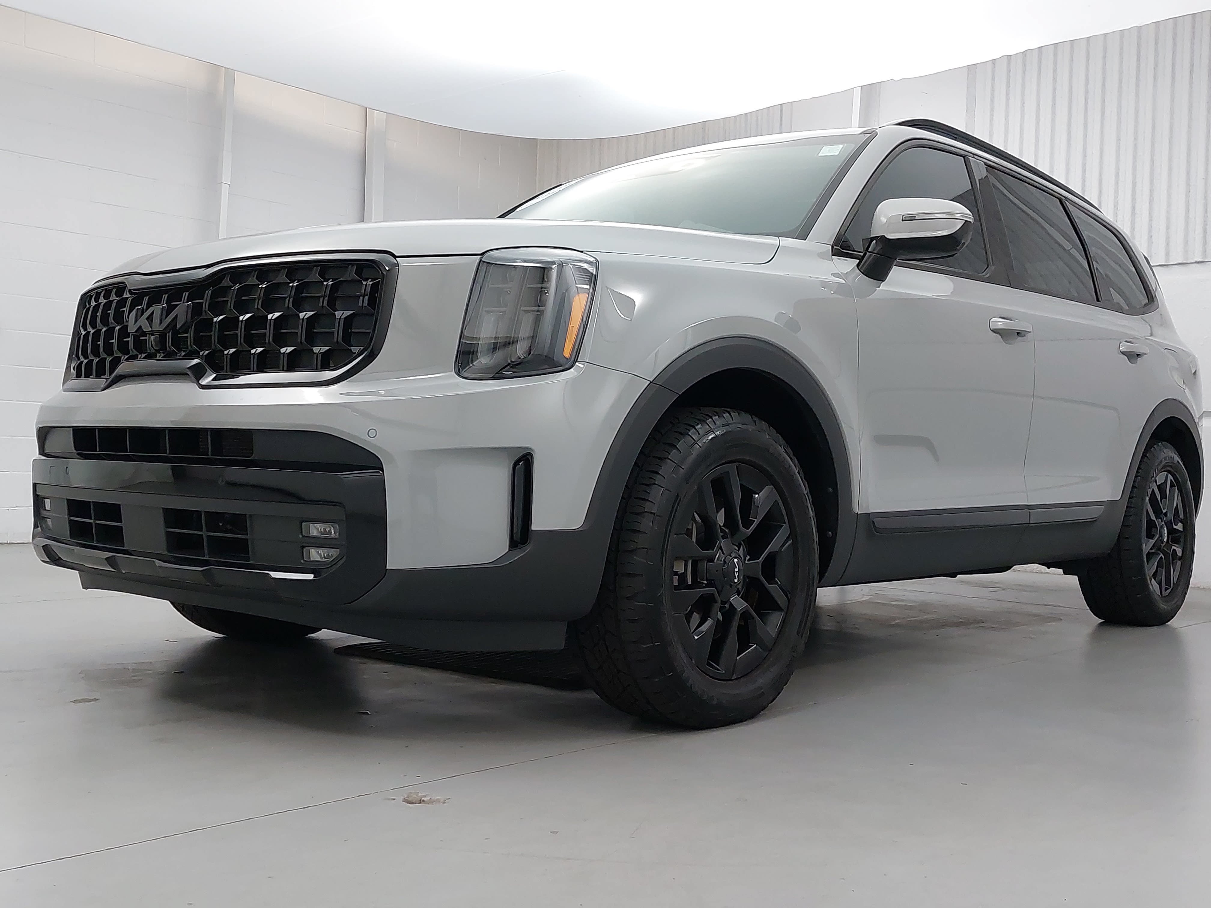 Used 2024 Kia Telluride SX Prestige X-Pro AWD/4WD image 1