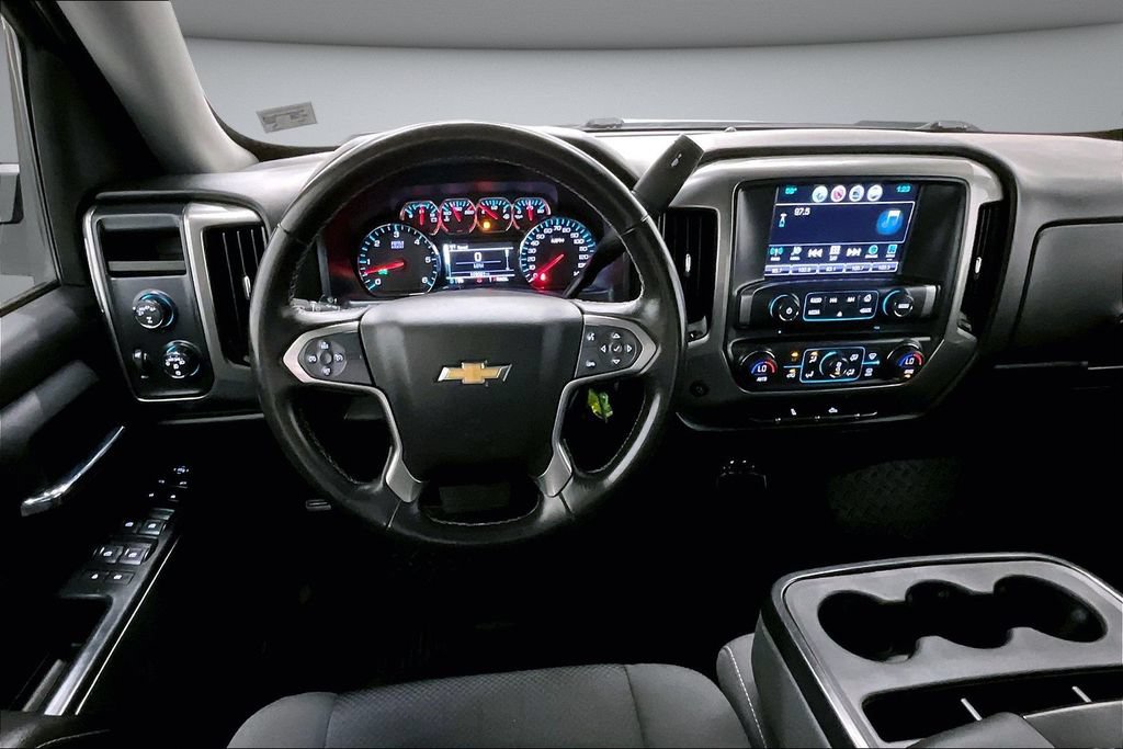 Used 2018 Chevrolet Silverado 1500 LT w/ All Star Edition AWD/4WD image 9