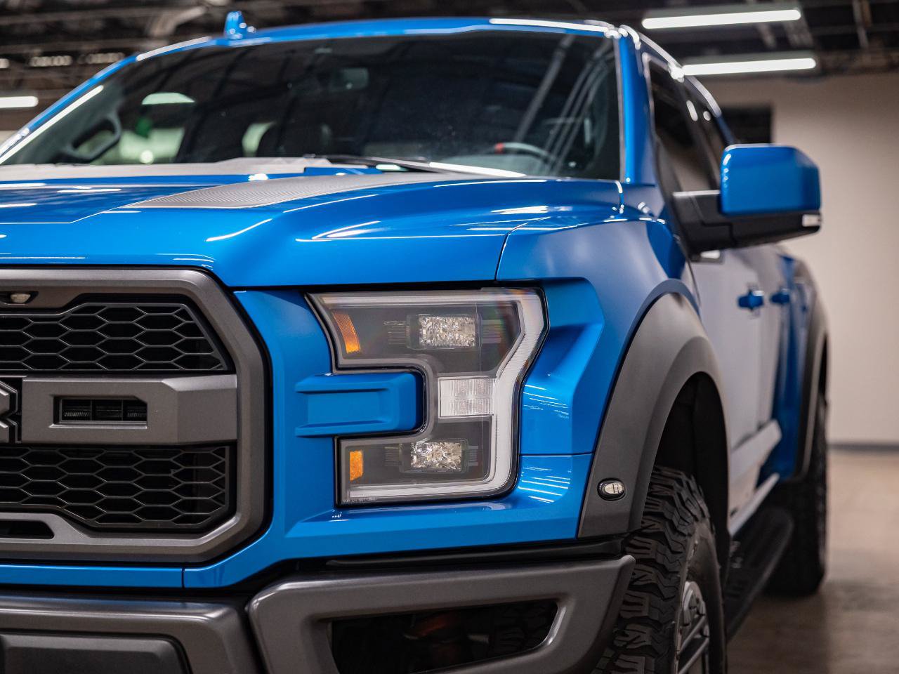 Used 2020 Ford F150 Raptor w/ Equipment Group 802A Luxury AWD/4WD image 35