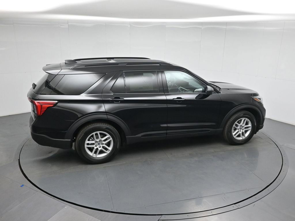 New 2026 Ford Explorer Active RWD image 38