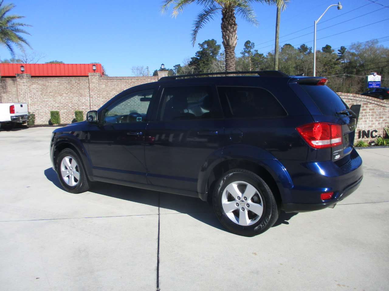 Used 2017 Dodge Journey SXT w/ Comfort/Convenience Group image 20