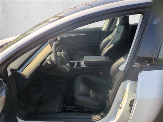 Used 2021 Tesla Model 3 Standard Range Plus RWD image 11