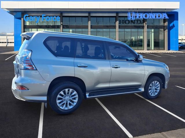 Used 2021 Lexus GX 460 Premium w/ Premium Package image 2