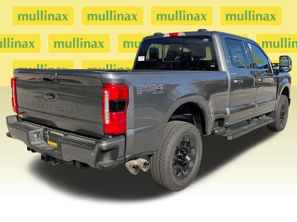 New 2026 Ford F250 Lariat w/ Black Appearance Package image 4