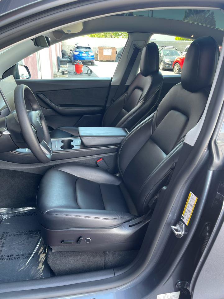 Used 2022 Tesla Model Y Performance AWD/4WD image 10